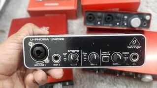 Behringer UMC22 USB Audio Interface