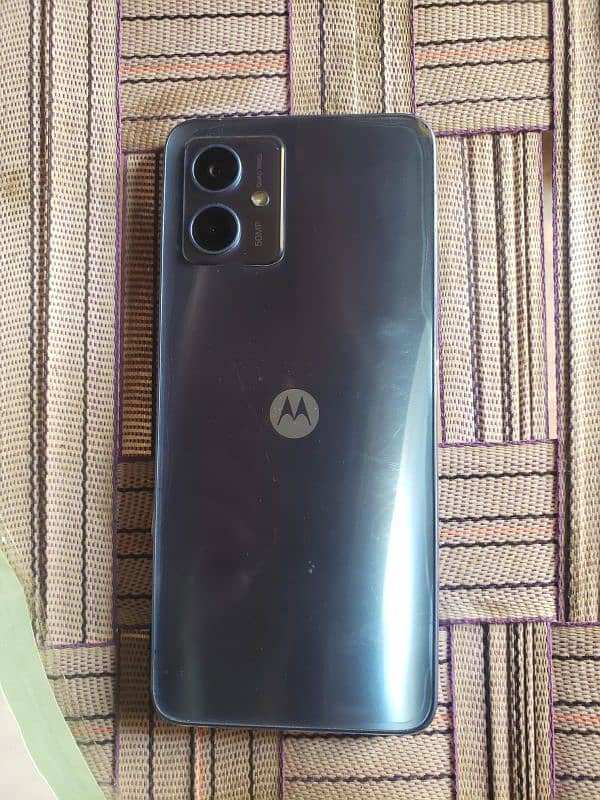 Moto G14 0