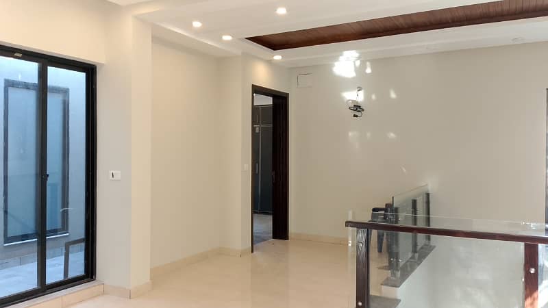 10 Marla upper portion For Rent available 8