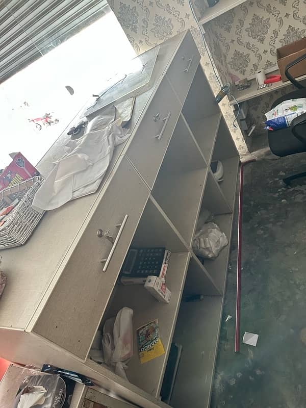 counter and racks for sale 2