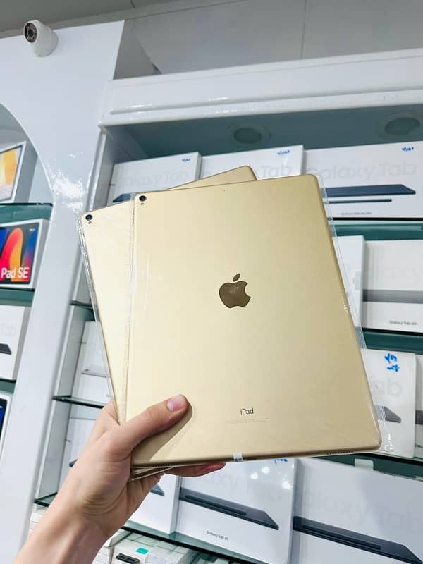 IPAD PRO 12.9 2nd Gen 2017 64GB 100%Battery Health 0