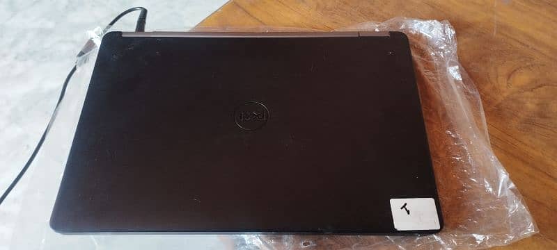 Dell laptop i5 6th generation excellent condition 1