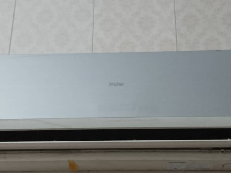 Haier 1 ton urgent sale 5