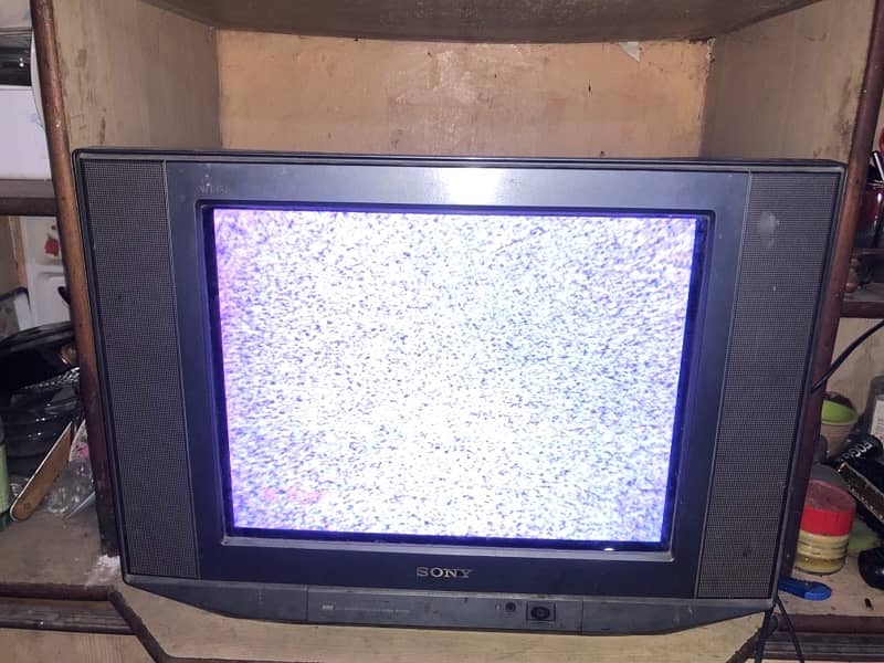 Old Sony TV Available – Works Perfectly 0