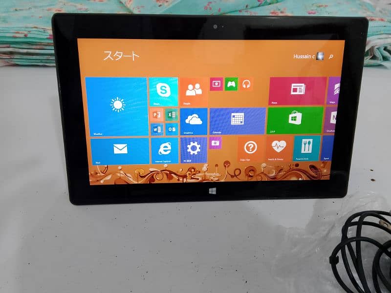 Microsoft surface 2GB 32 GB 1