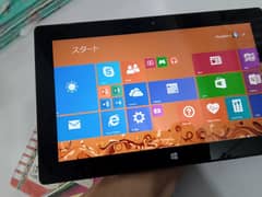 Microsoft surface 2GB 32 GB