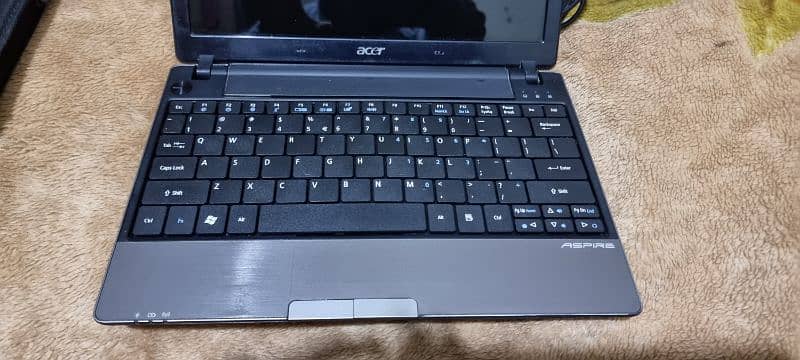 core i3 3gen acer aspire one 753 laptop 1