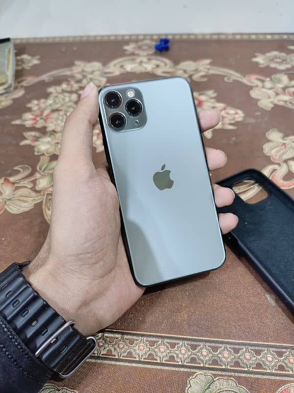 iPhone 11 pro PTA Approved not oppo vivo infinix tecno Samsung redmi 0