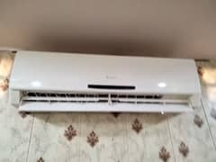 gree 1.5 non inverter just like new condition full geninune