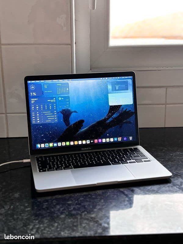 MacBook Pro 2020 M1, 8GB, 256 GB. 0