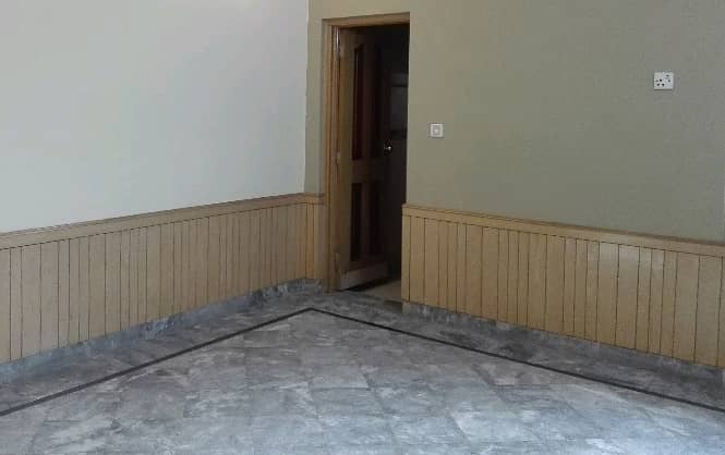 1 Kanal Lower Portion For rent In Marghzar Officers Colony 2