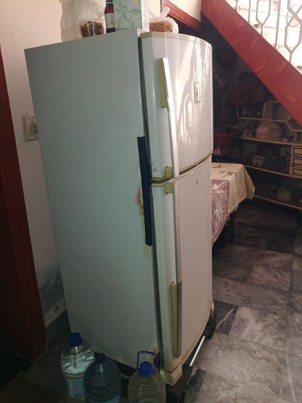 Refrigerator 1