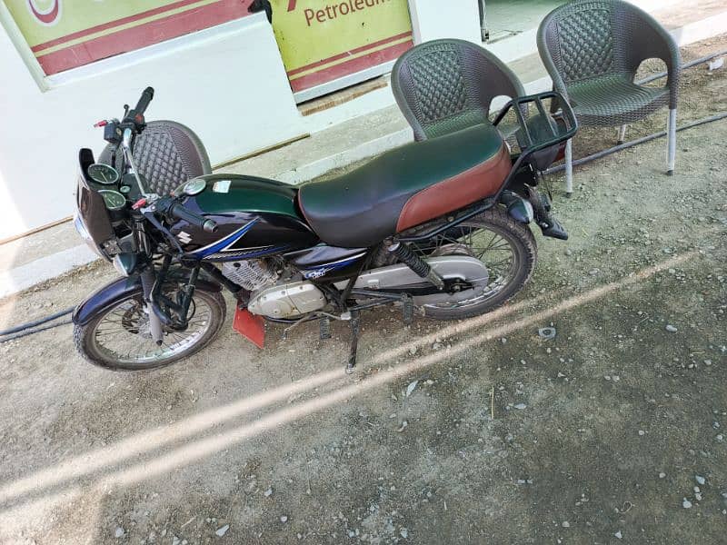 i sale my Suzuki bike 150 its very good bike only buy and drive 1