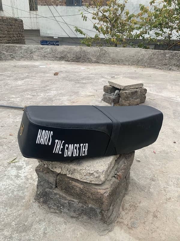 Brand new seat for cd 70 down model 5