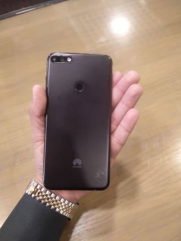 Huawei y7prime 4