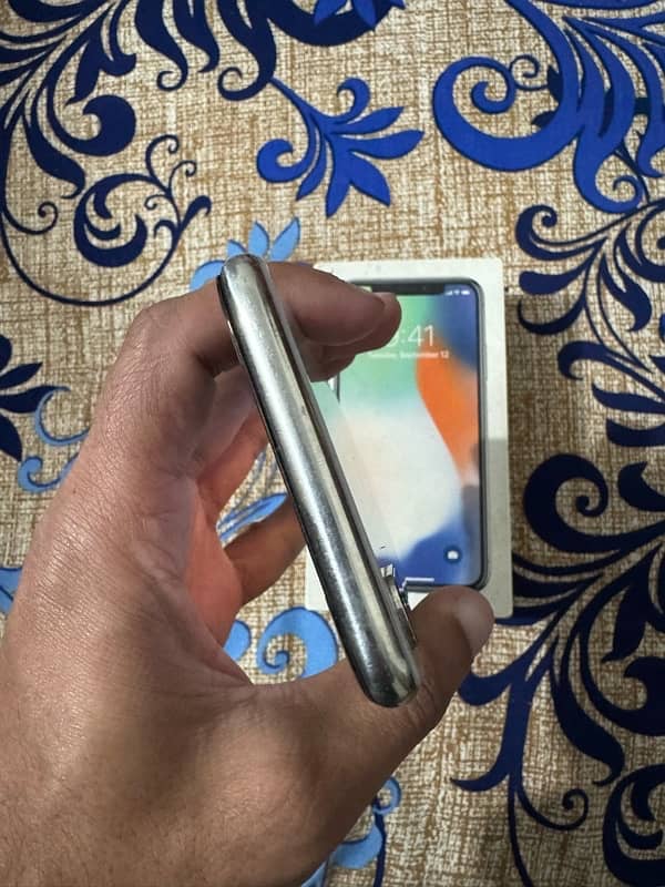 iphone x 64gb Pta Approved with Box 3