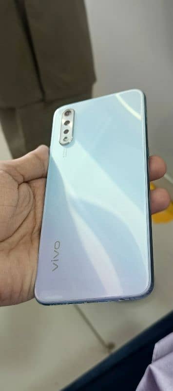 vivo s1 4/128 orignal mobile 1