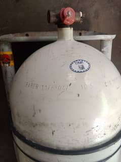 Suzuki Alto Italian CNG gas cylinder without kit