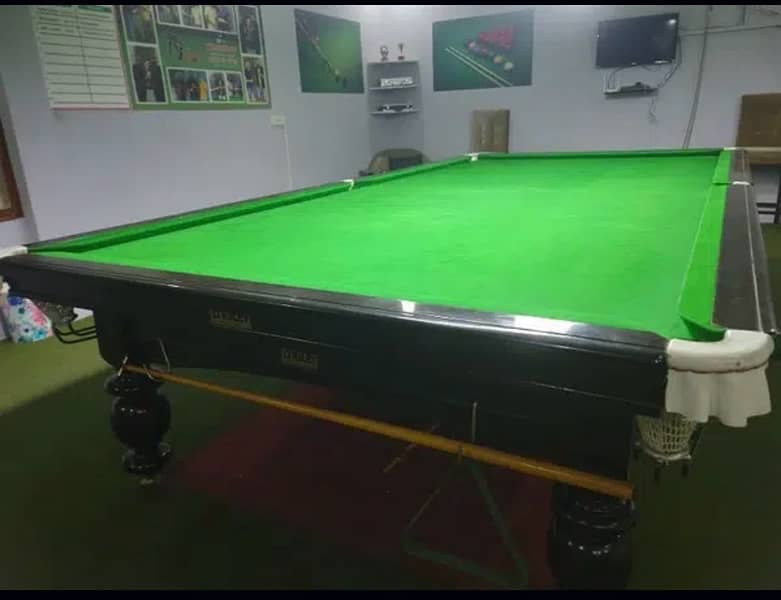 Riley brand Dolphen Snooker manufacturers made full size 7