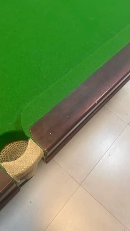 Riley brand Dolphen Snooker manufacturers made full size 10