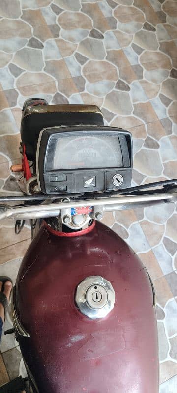 Honda CD70 2