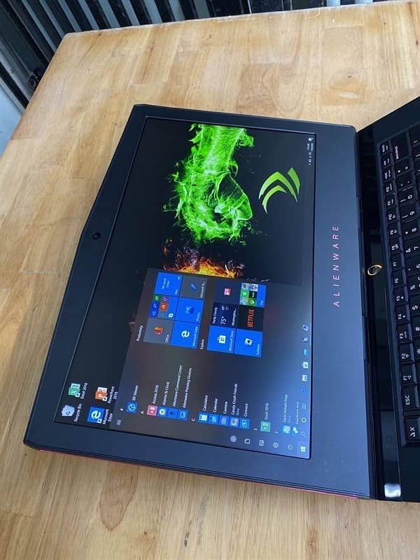 Model Name - Alienware 15 R4 4