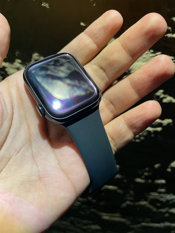 Apple watch series 9 45mm warranty till 20th june 3