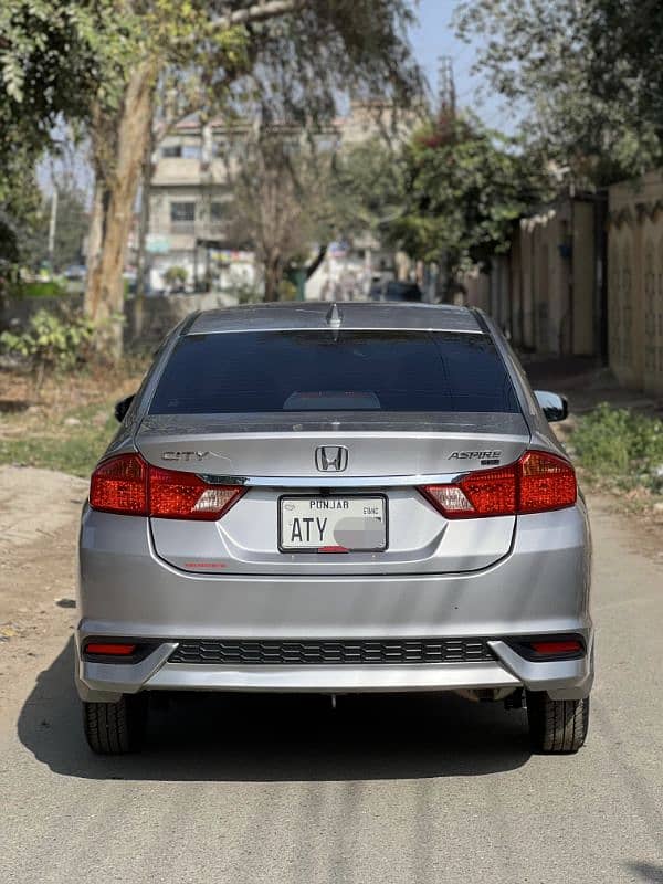 HONDA CITY 1.5 CVT ASPIRE 16