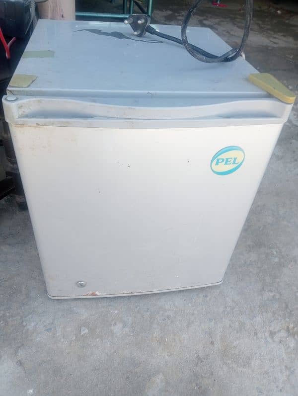 mini fridge/pel small fridge mini fridge 1