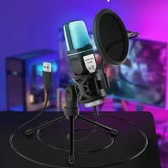 RGB gaming mic , microphone for podcasts etc