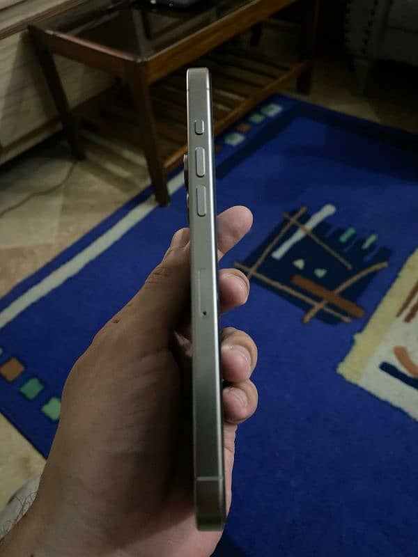 iphone 15 pro max 256 gb  Non Pta physical + esim 1