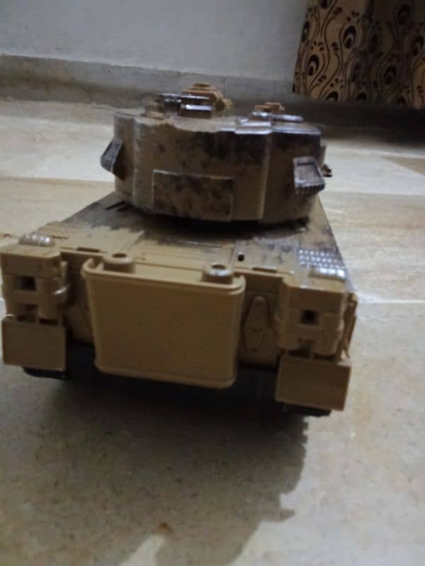 Rc Tank With 360 rotation and light With Chargeable Battery 2