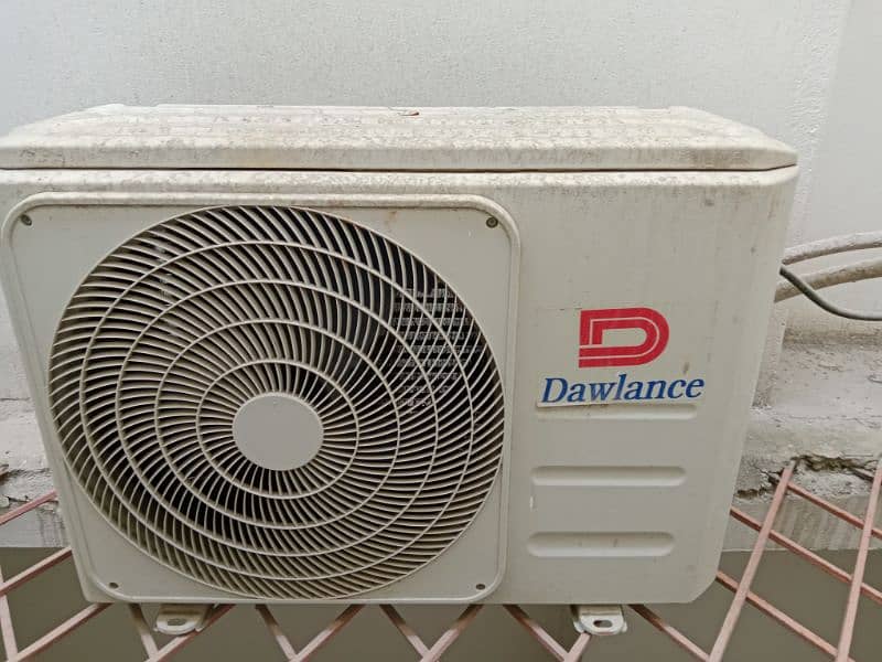 Dawlance DC Inverter AC Excellent condition 10