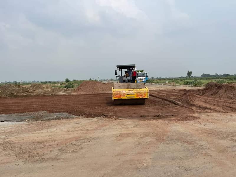 5 Marla Plot For Sale On 150ft Road Prime Location In LDA City! 3