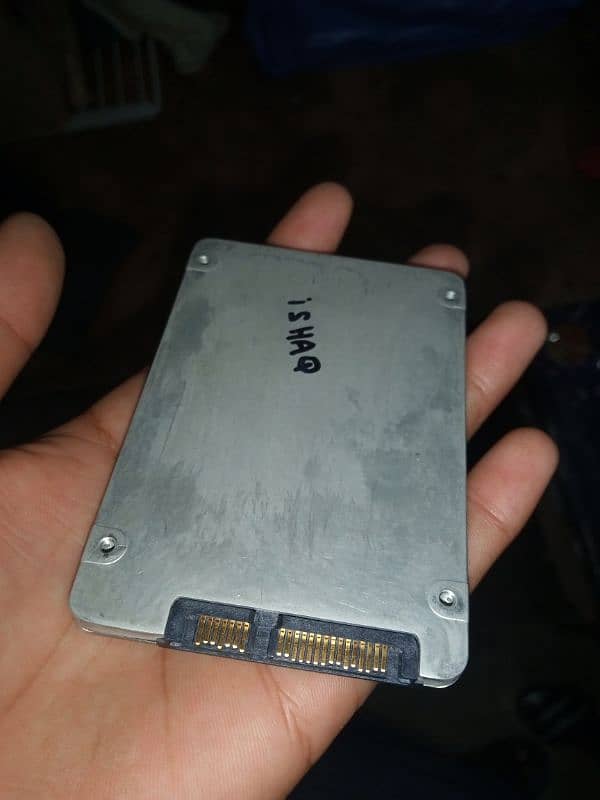 160gb ssd 10/10 2