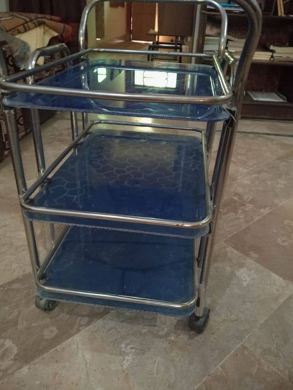 Tea trolley 1