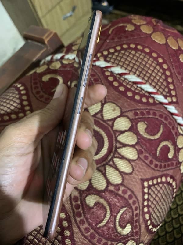 vivo y85a 4gb 64 gb urgent sell 4