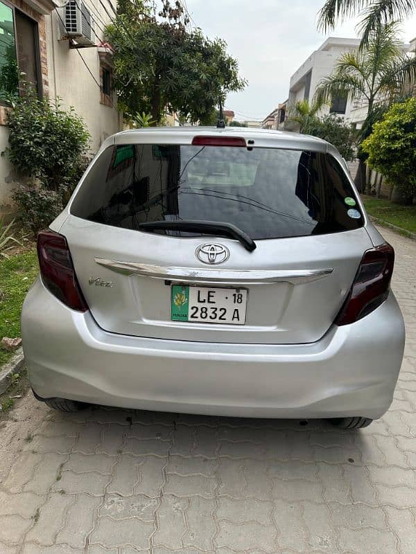 Toyota Vitz 2014/2018 3