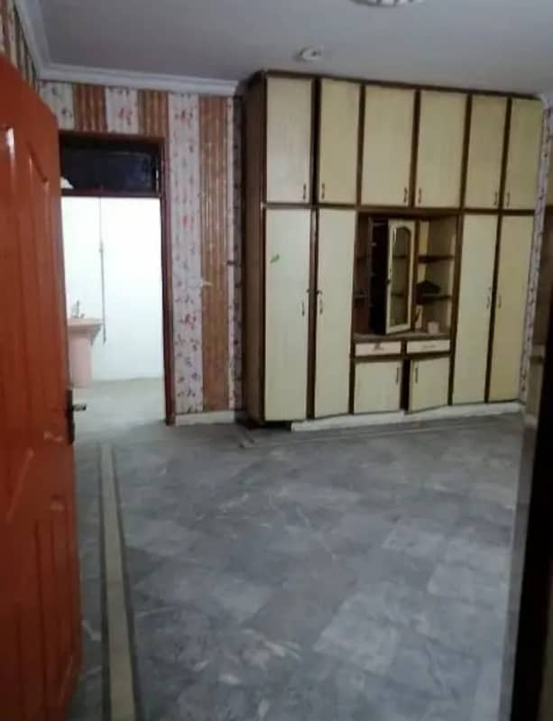 3MARLA MARBLE FLOORING LOWER PORTION FOR RENT IN ALLAMA IQBAL TOWN 1