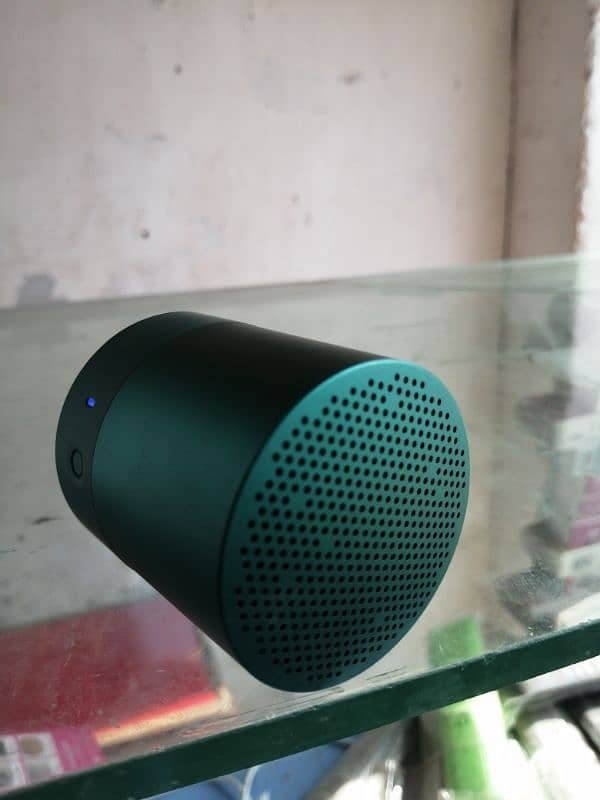 Bultooth mini bass speaker 1