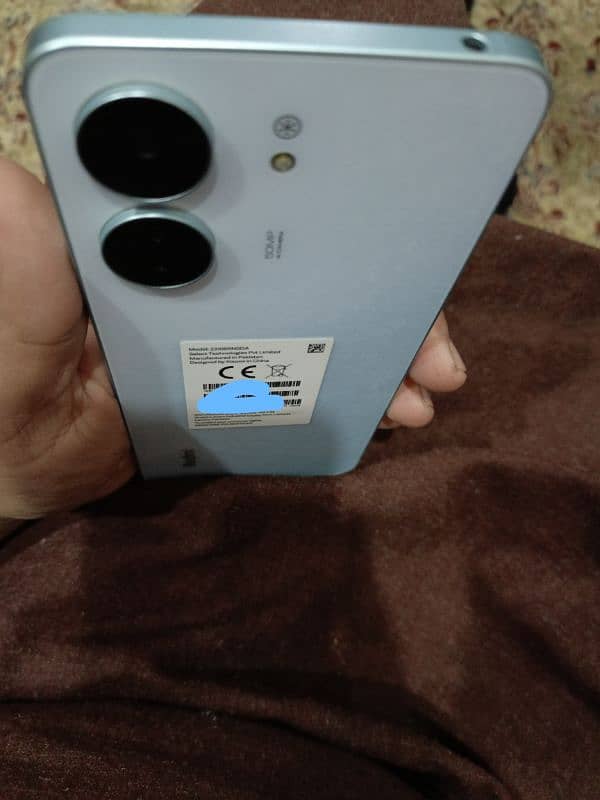 Redmi 13c white 1