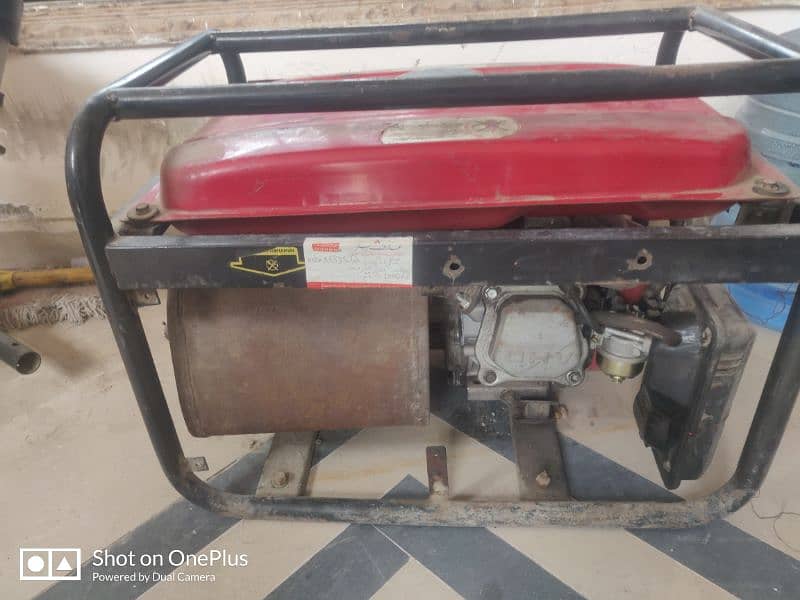 2500 watt Generator for Urgent Sale 3