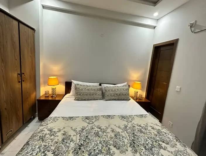 Short time studio apartments available for rent in bahria town phase 7 2