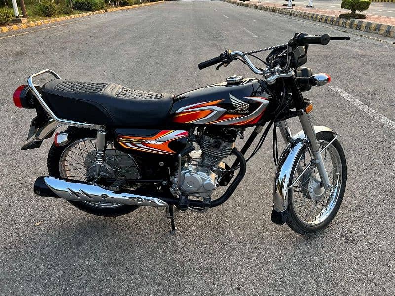 Honda CG 125 Model 2022 6