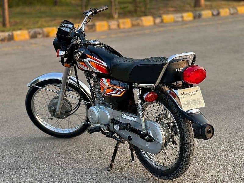 Honda CG 125 Model 2022 11