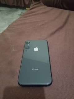 I m selling iPhone XR