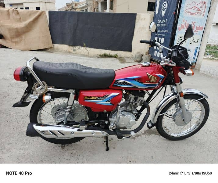 Honda 125 2024 model. 4