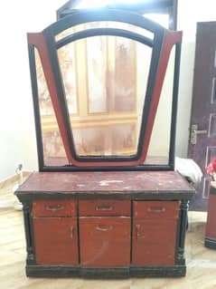 Dressing table