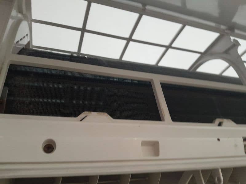 Haier Inverter Split AC for Sale at a reasonable Price 0