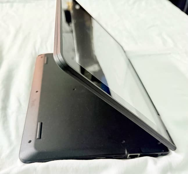 Thinkpad Yoga 11E Laptop 8